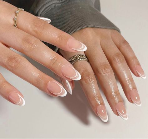 Nails Plain, French Manicure Nail Designs, Weak Nails, Manicure Nail Designs, French Manicure Nails, How To Grow Nails, French Nail Designs, Bright Nails, Tip Nails