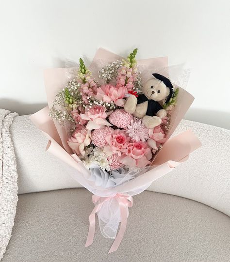 Blue or Pink? 💙💖 #rbbouquet #bouquet #gradbouquet #graduationbouquet #graduation #graduationbear #graduationflowers #grad #flowers #sydneyflorist #florist Grad Flowers Bouquet, Grad Flowers, Graduation Flowers Bouquet, Graduation Bouquet, Graduation Flowers, Graduation Bear, Blue Or Pink, Flowers Bouquet, Bouquets