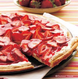 Pudding Recept, Strawberry Pizza, Gooseberry Recipes, Recipes Strawberry, Cream Cheese Sauce, Sugar Cookie Crust, Gooseberry Patch, Dessert Pizza, Food Family