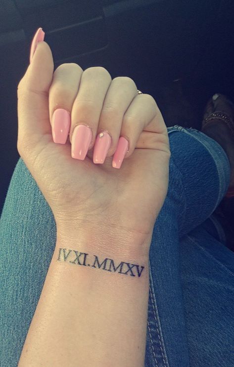 Roman Numeral Wrist Tattoo, Tato Nama, Roman Numbers Tattoo, Inner Wrist Tattoos, Wrist Tattoos Words, Wrist Tattoos Girls, Side Wrist Tattoos, Roman Numeral Tattoo, Meaningful Wrist Tattoos