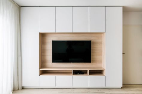 Tv In Wardrobe Ideas, Tv In Wall Bedroom, Tv Wall Wardrobe Design, Tv Unit Design With Wardrobe, Wardrobe Design Bedroom Tv, Wardrobe Wall With Tv, Tv Wardrobe Living Room, Tv Shelf Ideas Bedroom, Tv And Wardrobe Unit