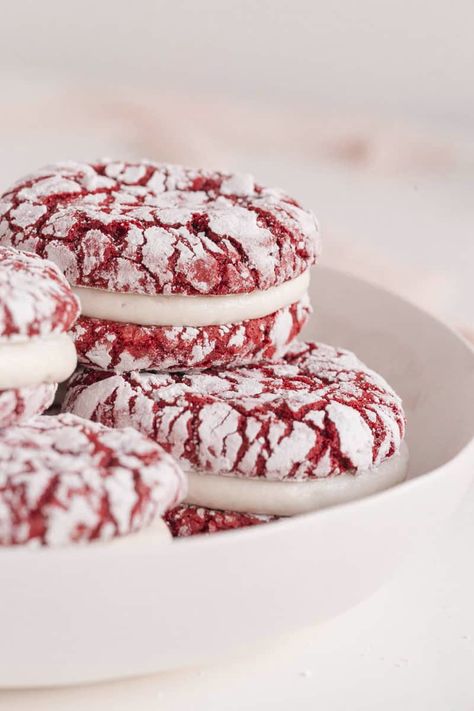 Red Velvet Whoopie Pies made with cake mix. And the perfect small batch cream cheese frosting filling. Makes 8 completed sandwiches. Red velvet cream cheese cookie sandwich. This is a delicious and fun recipe that’s easy to make. Amanda Wilens #cakemixcookies #cookiesandwiches #redvelvetsandwichcookies #creamcheesefrosting Cake Mix Whoopie Pies, Velvet Desserts, Red Velvet Sandwich Cookies, Red Velvet Whoopie Pies, Whoopie Pie Recipe, Valentines Recipes Desserts, Cookie Sandwich, Red Velvet Cake Mix, Whoopie Pie