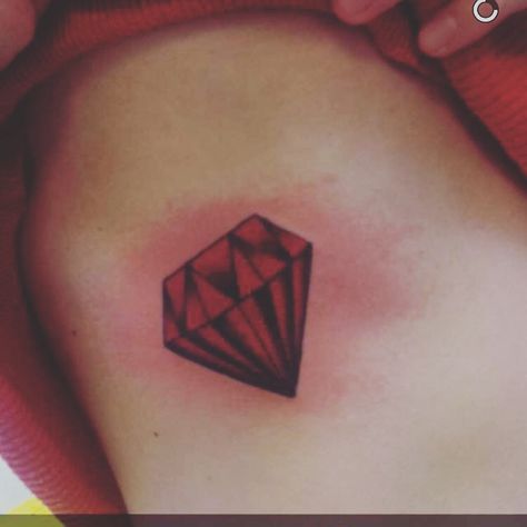 Red diamond on me Red Jewel Tattoo, Red Diamond Tattoo Design, Ruby Stone Tattoo Design, Red Diamond Tattoo, Tattoo Ideas Diamond, Colored Diamond Tattoo, Diamond Tattoo, Diamond Tattoos, Red Diamond