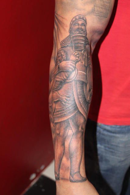 Gilgamesh Tattoo, Ancient Mesopotamia, Beautiful Body, Mesopotamia, Iraq, Polynesian Tattoo, Love Art, Body Art, Black And Grey