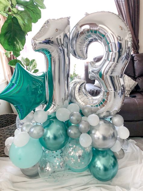 Teal Balloons, Balloon Bouquet Diy, Pretty Balloons, Sweet Sixteen Birthday Party Ideas, Balloon Tower, Perfect Birthday Party, Birthday Balloon Decorations, Balloon Centerpieces, Toy Story Birthday