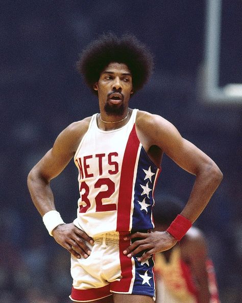 Flo Jo, Best Uniforms, Julius Erving, Small Forward, Dr J, Nba Pictures, Different Sports, Magic Johnson, Nba Jersey