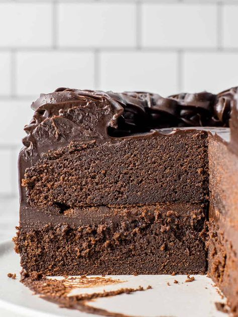 Easy Chocolate Fudge Cake - The Scranline Triple Chocolate Fudge Cake, Chocolate Mud Cake Recipe, Choc Fudge Cake, Easy Chocolate Fudge Cake, The Scran Line, Scran Line, Fudgy Chocolate Cake, Chocolate Fudge Cake Recipe, Mud Cake Recipes