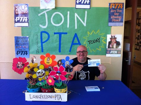 PTA membership table. Join The Pta Poster, Join Pta Poster, Join Pta Bulletin Board Ideas, Pta Membership Drive, Membership Ideas, Pta Programs, Pta Bulletin Boards, Pta Board, Pta Membership