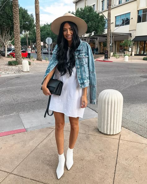 White Ankle Boots Outfit, Honeymoon Fits, White Booties Outfit, White Boots Outfit, White Combat Boots, Converse Outfits, Boots Outfit Ankle, White Ankle Boots, Booties Outfit