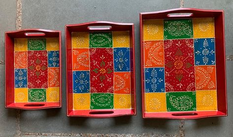 Tv Vanity, Indian Coffee Table, Farmhouse Serving Trays, Coffee Table Ottoman, Thali Decoration Ideas, Paper Quilling For Beginners, Cheese Trays, Table Ottoman, Painted Pots Diy