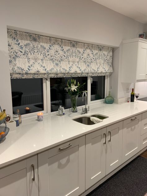 Kitchen Window Roman Blinds, Roman Blinds In The Kitchen, Roman Blind In Kitchen, Roman Blinds Small Window, Roman Blinds Kitchen Modern, Blinds In Kitchen Window, Roman Blind Kitchen Window, Roman Curtains Kitchen, Roman Blinds In Kitchen