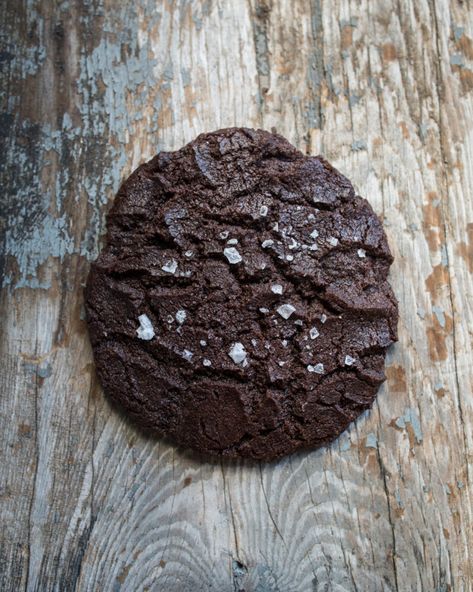 Salted Dark Chocolate Olive Oil Cookies - Mississippi Vegan Red Lentil Dahl, Oil Cookies, Olive Oil Cookies, Vegan Chocolate Cookies, Lentil Dahl, Vegan Party Food, Vegan Holiday Recipes, Vegan Holiday, Favorite Cookie Recipe