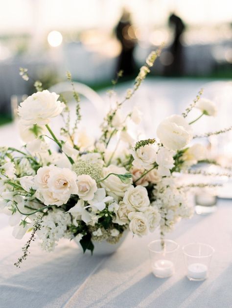 Neutral Wedding Inspiration, White Floral Centerpieces, Acrylic Table Numbers, Surprise Dance, Green Wedding Flowers, Low Centerpieces, London Hotel, White Centerpiece, Romantic Bouquet