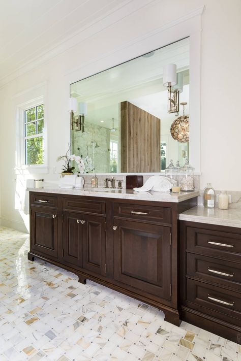 Encino, CA - Traditional - Bathroom - Los Angeles - by Showcase Design•Build | Houzz Cherry Cabinets Bathroom Master Bath, Traditional Bathroom Vanity Ideas, Dark Brown Cabinets Bathroom, Bathroom With Brown Cabinets, Brown Cabinets Bathroom, Brown Cabinet Bathroom, Dark Brown Bathroom Cabinets, Brown Vanity Bathroom Ideas, Cherry Cabinets Bathroom