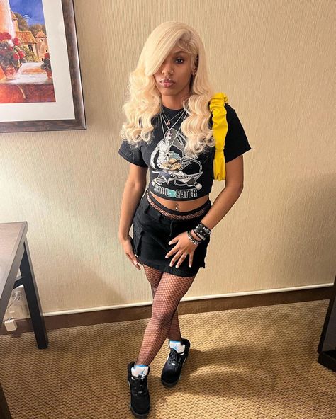 Outfits With Jordan 5s Aqua, Outfits With Aqua 5s, Aqua 5s Outfit Black Women, Jordan 5 Aqua Outfit Women, Aqua 5s Outfit Women, Aqua 5s Outfit, Khaki Skirt Outfit, Khaki Skirt Outfits, Aqua 5s