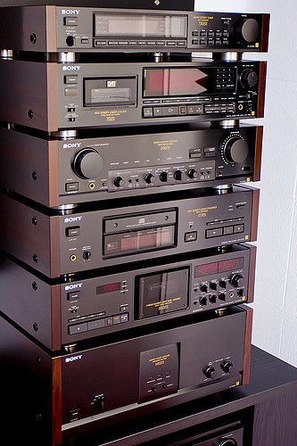 Explore mastercontrolmedia's photos on Flickr. mastercontrolmedia has uploaded 406 photos to Flickr. Stereo Equipment, Sony Electronics, Hi Fi System, Stereo Systems, Audio Room, Audio Design, Music System, Stereo System, Tape Recorder