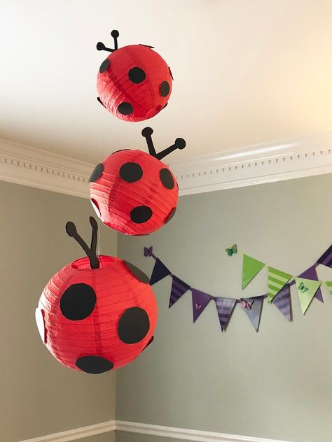 Lovebug Birthday Party, Ladybug Tea Party, A Bugs Life Birthday Party, Bugs Life Birthday Party, Bug Party Food, Butterfly Theme Party Decoration, Ladybug Food, Vbs Magnified, Ladybug Theme Party