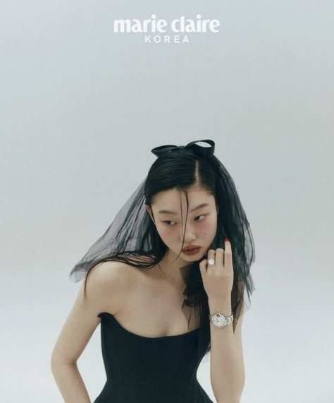 Marie Claire Korea, Lookbook Design, Marie Claire Magazine, Concept Photography, 사진 촬영 포즈, Creative Shot, Photoshoot Themes, Studio Photoshoot, Fashion Photography Poses