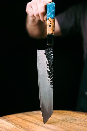 Japanese Knives, Japanese Kitchen Knives, Types Of Steel, Violin Bow, Japanese Chef, Chef Knives, Japanese Kitchen, Knife Block Set, Glass Chopping Board