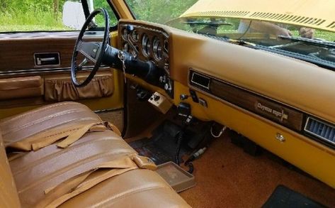 Super Squarebody: 1973 Chevrolet Cheyenne C10 1973 Chevy Truck, C10 Interior, Period Accessories, Vintage Pickup Trucks, Short Bed, C10 Trucks, Shop Truck, Chevy Pickup Trucks, Old Pickup