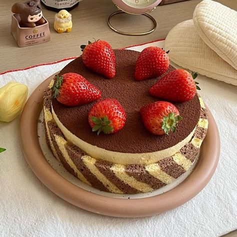 #strawberry #tiramisu #cake Strawberry Tiramisu, Tiramisu Cake, Cake, Tiramisu