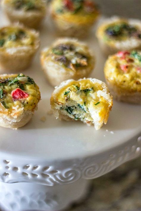 Gluten-Free Veggie Quiche Bites Gluten Free Tea Party Food, Dairy Free Quiche Recipes, Gluten Free High Tea, Quiche Bites, Healthy Quiche, Gluten Free Brunch, Veggie Quiche, Gluten Free Easter, Brunch Appetizers