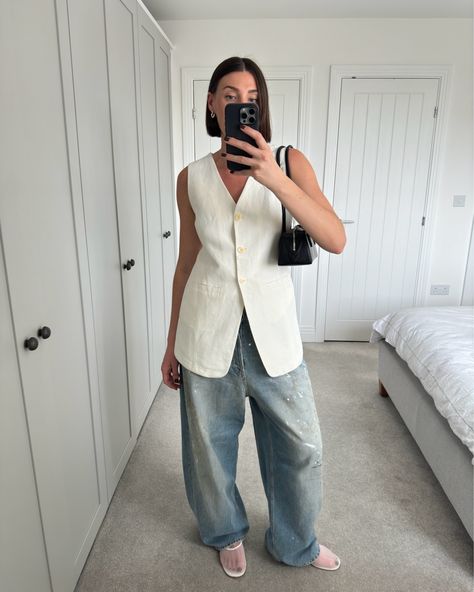 Shop Linen-blend suit waistcoat - White … and other curated products on LTK, the easiest way to shop everything from your favorite creators. Fashion Management, Linen Waistcoat, Androgynous Outfits, Sarah Louise, Suit Waistcoat, Androgynous Fashion, Linen Suit, Summer Linen, Just A Girl