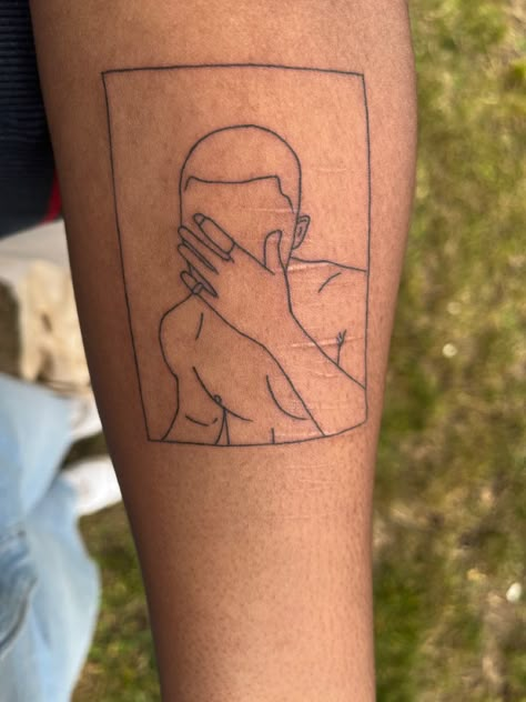 Frank Ocean Outline Tattoo, Blonde Album Tattoo, Ivy Frank Ocean Tattoo, Blond Tattoo Frank Ocean, Album Tattoo Ideas, Frank Ocean Inspired Tattoos, Frank Ocean Nails, Frank Ocean Tattoo Ideas, Frank Ocean Drawing