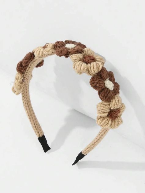 Crochet Hair Band, Crochet Flower Headbands, Crochet Hair Clips, Crochet Jewelry Patterns, Crochet Keychain Pattern, Crochet Hair Accessories, Crochet Shop, Crochet Business, Crochet Clothing And Accessories