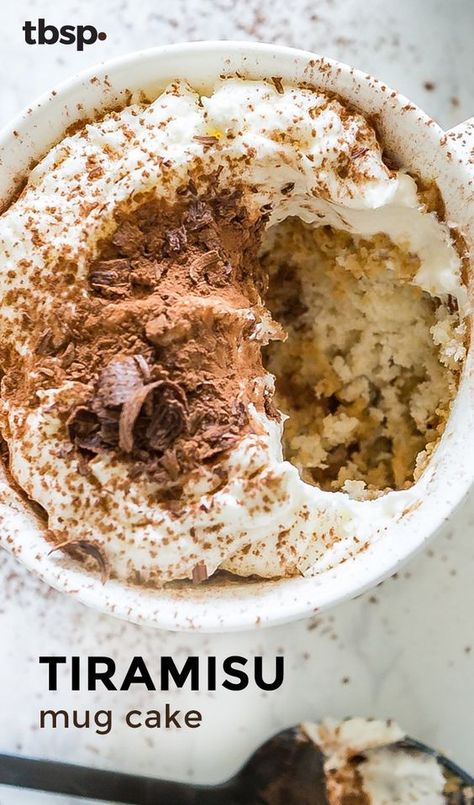 Tiramisu Mug Cake, Mug Desserts Microwave, Mug Desserts, Tiramisu For Two, Mug Dessert Recipes, Cake Tiramisu, Microwave Mug Recipes, Cup Recipes, Chocolate Chip Mug Cake