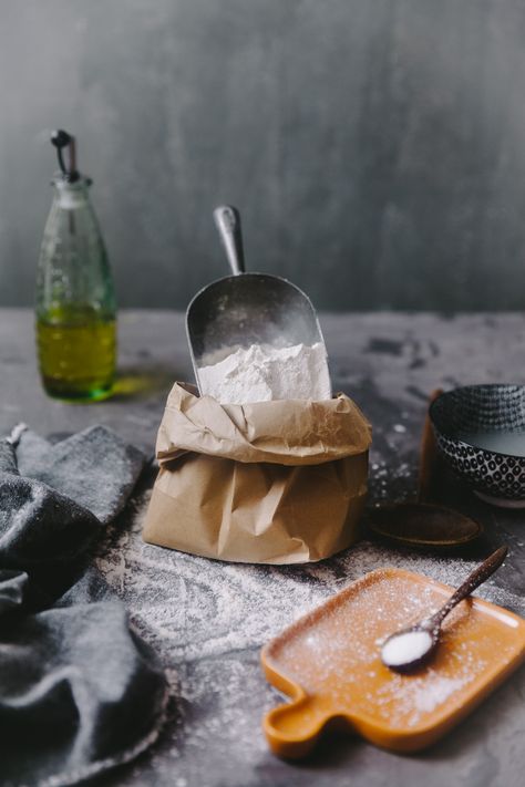 Farina Aesthetic, Baking Photography Aesthetic, Butter Food Photography, Flour Aesthetic, Flour Photography, Easy No Knead Bread, Healthy Food Photography, Ingredients Photography, Amazing Food Photography