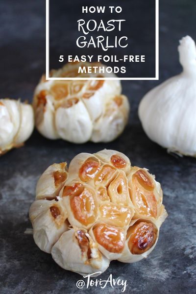 Whole Roasted Garlic, How To Roast Garlic, Roasted Garlic Recipe, Garlic Roaster, Roast Garlic, Food Bites, Roasted Garlic Cloves, Grilled Roast, Garlic Dip