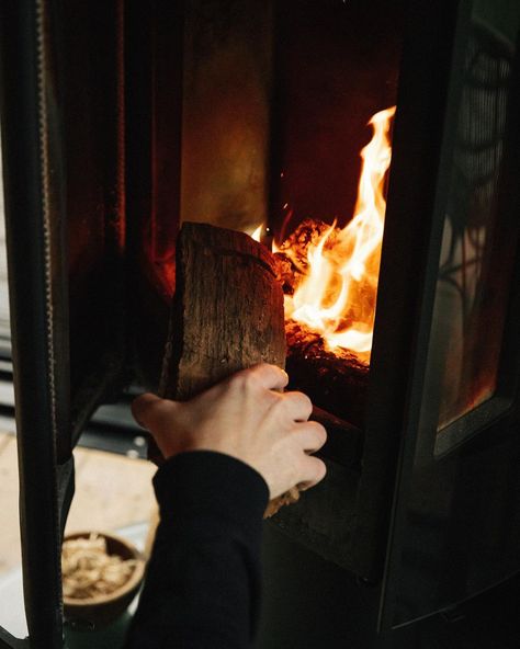 Cabin Photoshoot, Lodge Aesthetic, Log Fire, Cabin Aesthetic, Cold Morning, I Love Winter, Winter Cabin, Film Photographer, Winter Is Here