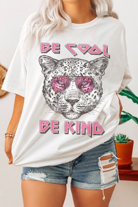 Be Cool Be Kind Oversized Graphic Tee is printed on the popular Comfort Colors 1717 Relaxed Oversized T Shirt. Lightweight and super soft, this shirt is a comfortable fit for effortless style. For a more oversized fit, Honey Tee recommends sizing up one size. For more accurate measurements, visit the Comfort Colors website. Disclaimer: The models typically are portrayed wearing a size Small but are wearing a size Medium in this image Colors Website, Popular Graphic Tees, Lounge Vibes, Tshirt Making, School Spirit Shirts Designs, Womens Oversized Tee, Oversize Tshirt Outfits, Grafic Tees, Women Tees