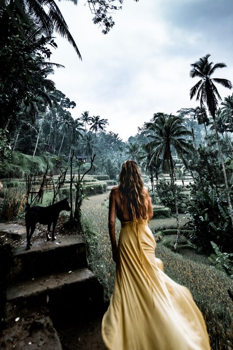 Bali Influencer, Ubud Indonesia, Bali Trip, Making New Friends, Rice Fields, Ubud Bali, Virtual Fashion, Bali Travel, Tropical Islands