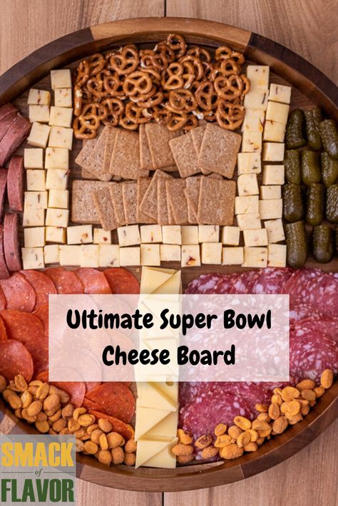 Football Charcuterie Board, Football Snacks, Football Charcuterie, Football Party Food, Football Game Food, Football Themed Food, Football Season Food, Football Party Foods, Bowl Party Food