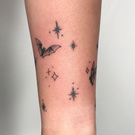 Bat Tattoo On Collarbone, Bat And Stars Tattoo, Bat Above Knee Tattoo, Bats And Stars Tattoo, Wrist Bat Tattoo, Tiny Bats Tattoo, Stars Tattoo Sleeve, Girly Ghost Tattoo, Bat Arm Tattoo