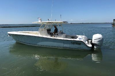 Mako Boats, Boston Whaler, Freshwater Fishing, Clear Lake, Used Boats, Classic Boats, Saltwater Fishing, Model Boats, Boat Building