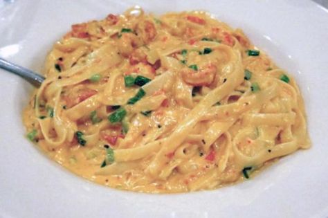 Cajun Crawfish Fettucine Recipe - Food.com - 511842 crawfish fetti Crawfish Fettucine Recipe, Crawfish Recipe, Seafood Platters, Crawfish Pasta, Louisiana Cooking, Crawfish Recipes, Cajun Crawfish, Cajun Spice, New Orleans Recipes