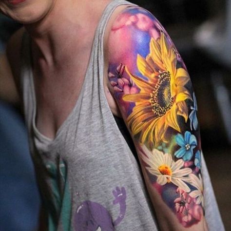 Bright Flower Tattoos, Cool Half Sleeve Tattoos, Bright Tattoos, Tattoo Magazine, Muster Tattoos, Floral Tattoo Sleeve, Flower Sleeve, Geniale Tattoos, Flower Tattoo Sleeve