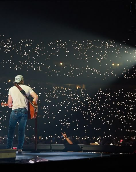 Prayer Bored, Goals Board, Ford Field, Southern Boys, Guy Aesthetic, Country Aesthetic, Cowboy Baby, Concert Fit, Concert Aesthetic