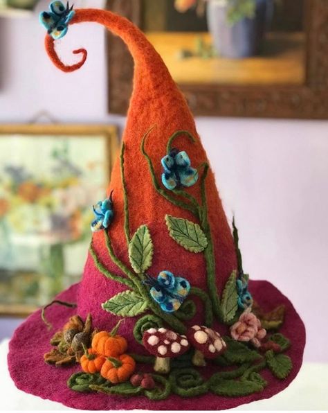 Felt Hat Diy, Hat Crochet Ideas, Witch Hat Felt, Garden Gnome Halloween Costume, Felting Fairy, Ideas For Halloween Costumes, Witch Hat Crochet, Garden Gnomes Costume, Spooky Crochet