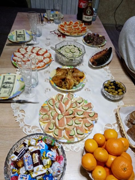 Balkan Christmas Aesthetic, Russian Childhood Nostalgia, Russian Dinner Party, Eastern Europe Food, Eastern Europe Childhood, Gopnik Aesthetic, East Europe Aesthetic, Eastern Europe Aesthetic, Slavic Food