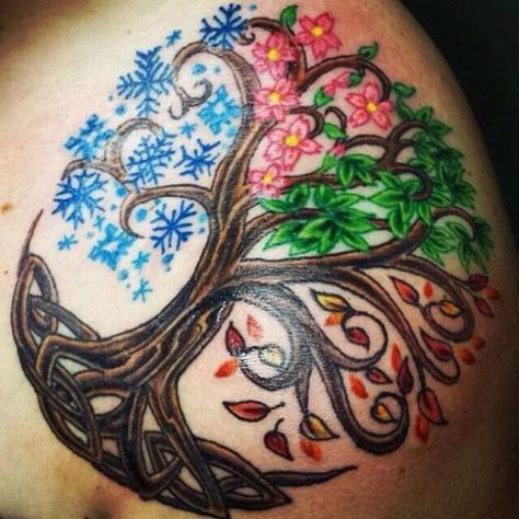 Tree Sleeve Tattoo, Tree Sleeve, Family Tree Tattoo, Geniale Tattoos, Tree Of Life Tattoo, Celtic Tree Of Life, Celtic Tattoos, 1 Tattoo, Tattoo Life