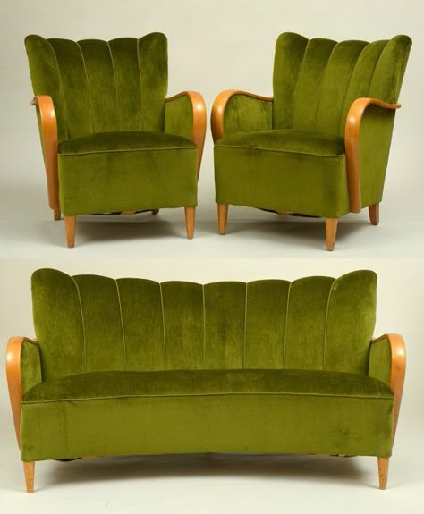 Art Deco Parlor Set this is my favorite color green! I've always wanted an antique chair this color! Art Deco Living Room Furniture, Art Deco Inspired Living Room, Green Couches, Salon Art Deco, Art Deco Living, Art Deco Sofa, Deco Living Room, Art Deco Living Room, Green Couch