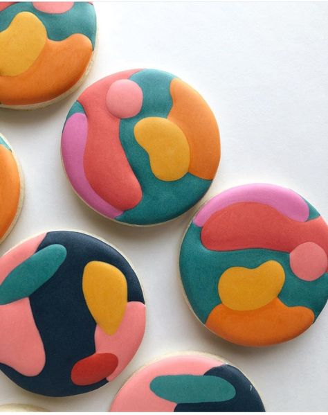 Abstract Cookies, Minimalist Texture, Summer Cookie, Cookie Decorations, Cake Shapes, Cookie Decorating Ideas, Blog Post Ideas, Easter Cakes, Cookie Art