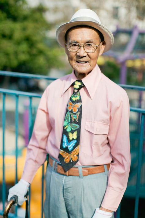 The recent photo book “Chinatown Pretty” spotlights the joyous style of senior citizens, such as... Grandpa Fashion Aesthetic, Grandpa Fashion, Tweed Overcoat, Chinatown San Francisco, Granny Style, Grandpa Core, Grandpa Style, Decor Eclectic, Colored Cardigans