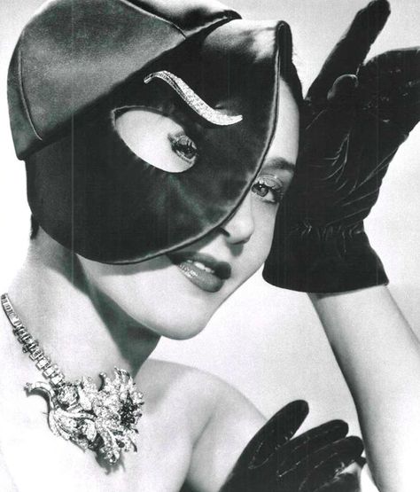 Lone wolf blog - elsa schaparelli Hat Fashion Photography, Hunger Games Costume, Evening Hat, Zsa Zsa Gabor, Madeleine Vionnet, Haute Couture Paris, Cecil Beaton, Mae West, Elsa Schiaparelli