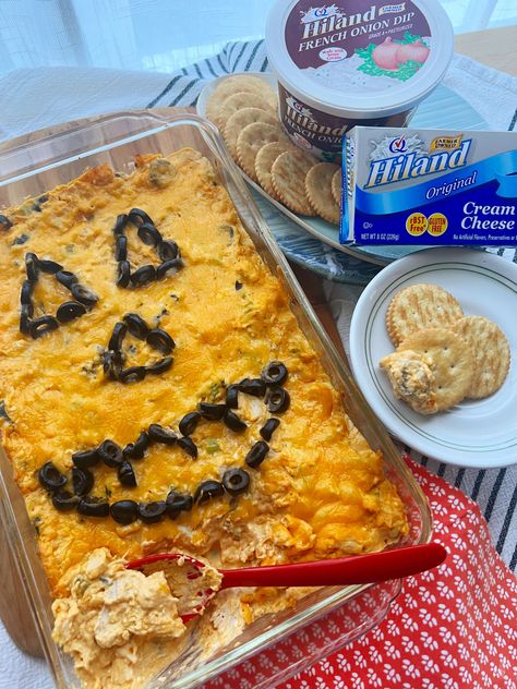 Spicy and a bit spooky, this Pumpkin Buffalo Chicken Dip is sure to be the star of every Halloween party this season. 🎃 Grab your favorite toppings for extra holiday flair, and create a festive jack-o’-lantern face by using sliced olives and grated cheese. Get the recipe here: https://bit.ly/3PTDSpS Recipe by: Food For a Year Halloween Buffalo Chicken Dip, Food For A Year, Wing Dip, Chicken Wing Dip, Halloween Chicken, Dip Recipes Appetizers, Rotisserie Chicken Breast, Chicken Dip Recipe, Buffalo Chicken Dip Recipe