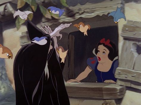 Snow White 1937, Snow White Art, Disney Moments, Walter Elias Disney, Disney Screencaps, Sette Nani, Movies Disney, Snow White And The Seven Dwarfs, The Seven Dwarfs